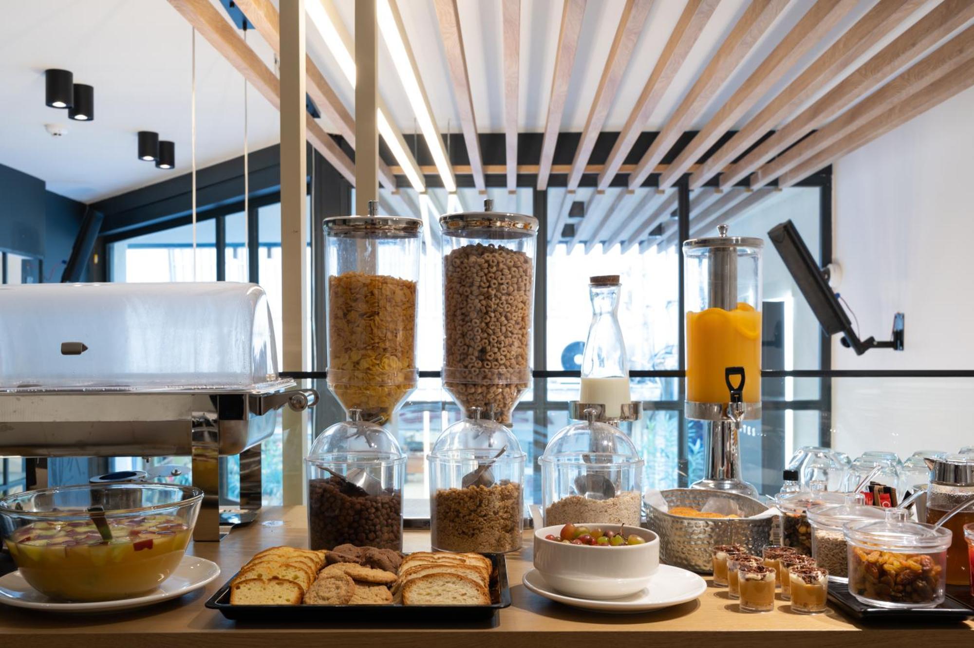 Nema Hotel Афіни Екстер'єр фото